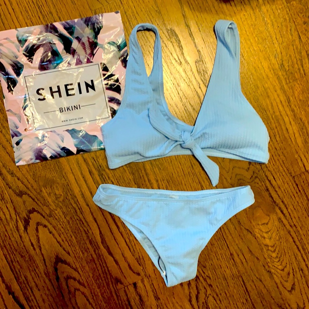 (NWT) SHEIN Bikini sized Small. Never Worn And Still In Original Packaging